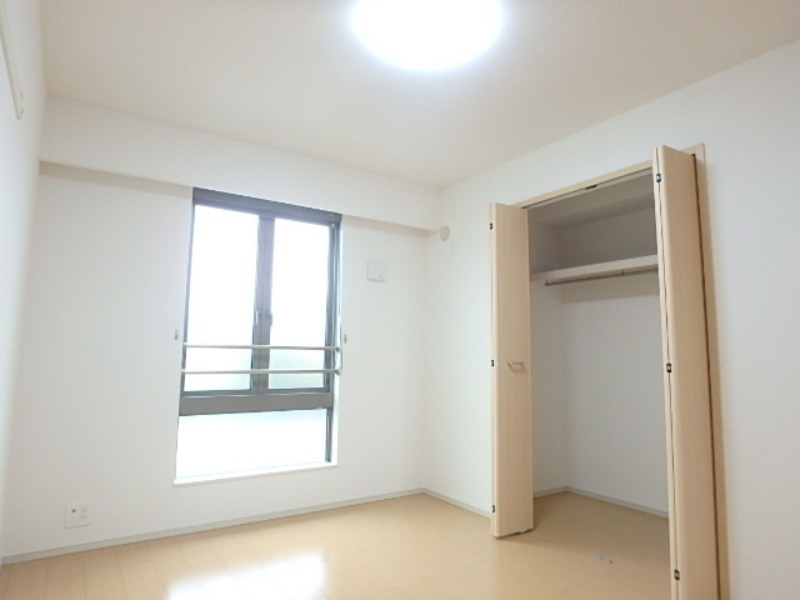 収納　図面と現状に相違がある場合には現状を優先