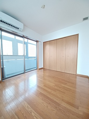 居室・リビング　※別部屋参考写真