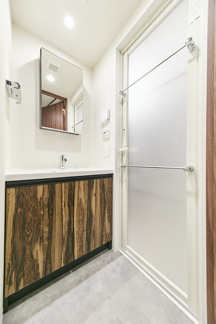 洗面設備　※写真は同タイプ住戸です。