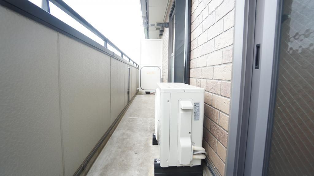 バルコニー　バルコニー