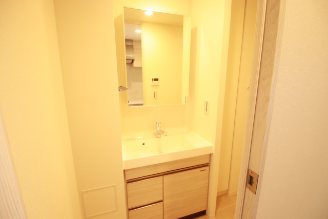 洗面設備　※別室の参考写真の為、現況優先です。