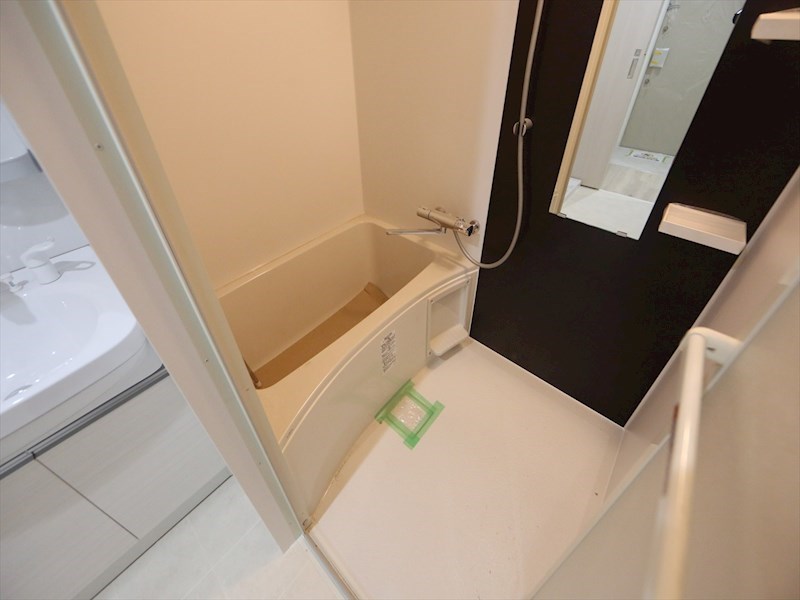 バス・シャワールーム　バスルーム　浴室暖房乾燥機付き