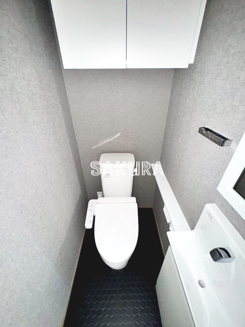 トイレ　嬉しい温水洗浄便座♪