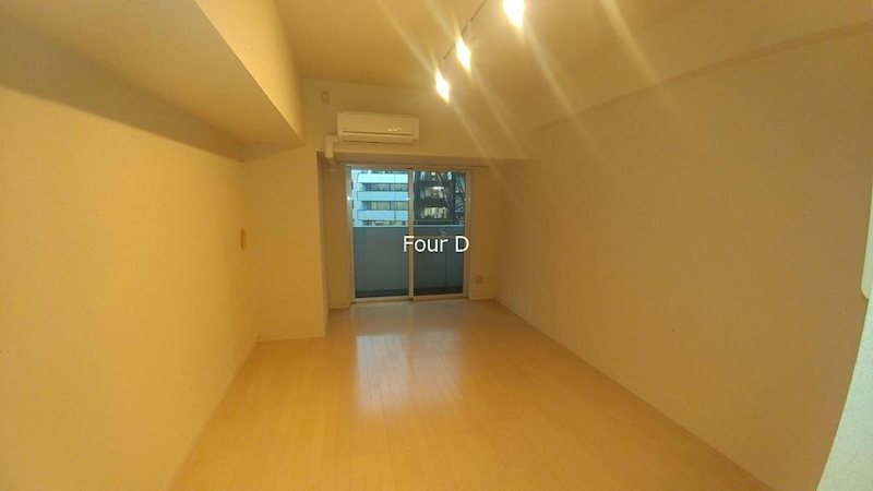 居室・リビング　《見学予約受付中》３路線４駅利用可能で通勤通学に大変便利です