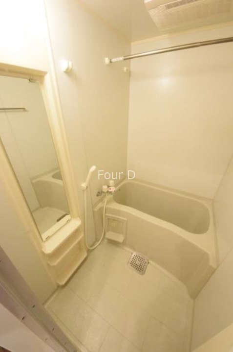 バス・シャワールーム　《見学予約受付中》３路線４駅利用可能で通勤通学に大変便利です