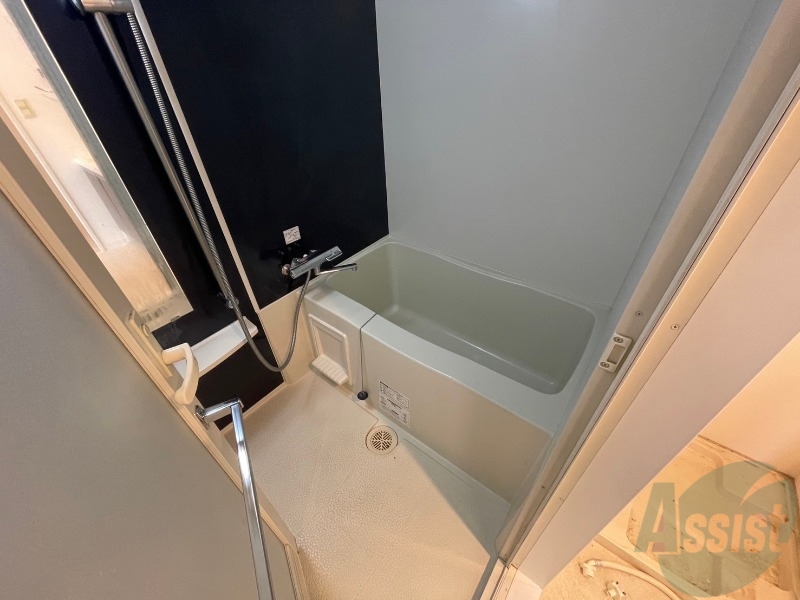 バス・シャワールーム　お風呂です。ゆっくりお風呂につかるのも体に良いですね～