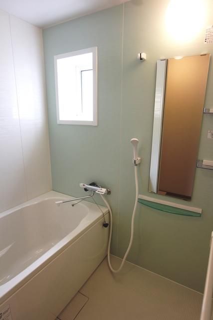 バス・シャワールーム　★ゆったりバスタブ★