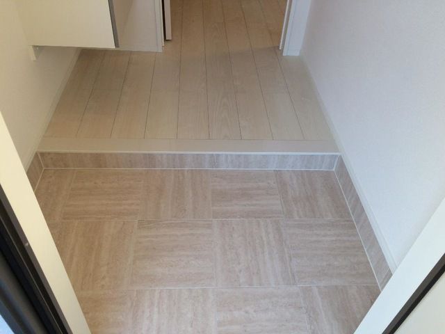 玄関　明るい玄関です