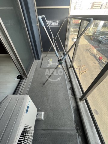 バルコニー　エスリードコート難波ウエスト（旧ARCENCIEL SQUA