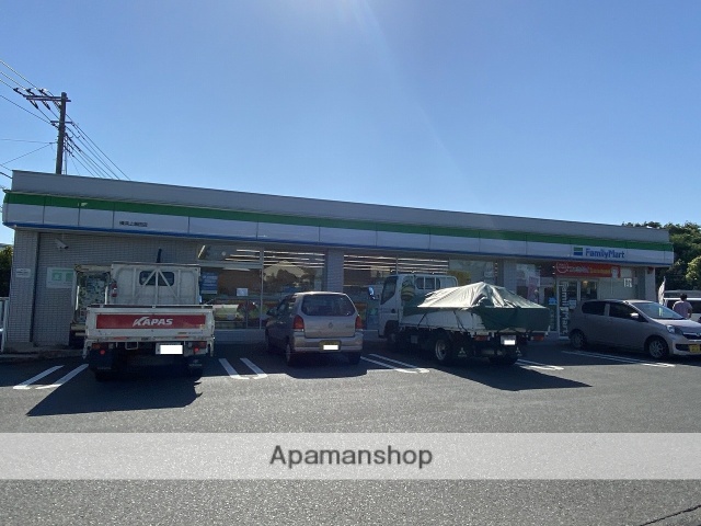 コンビニ　ファミリーマート（コンビニ）まで3398m