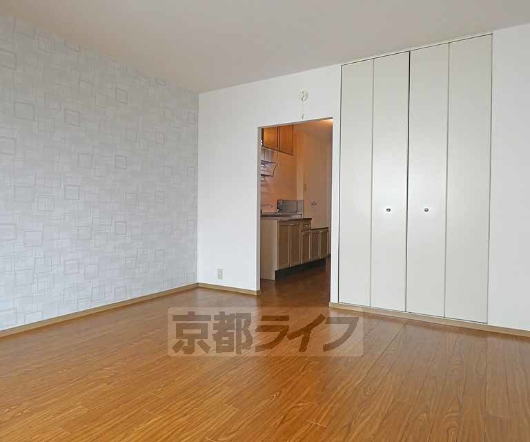 居室・リビング　綺麗なお部屋です。