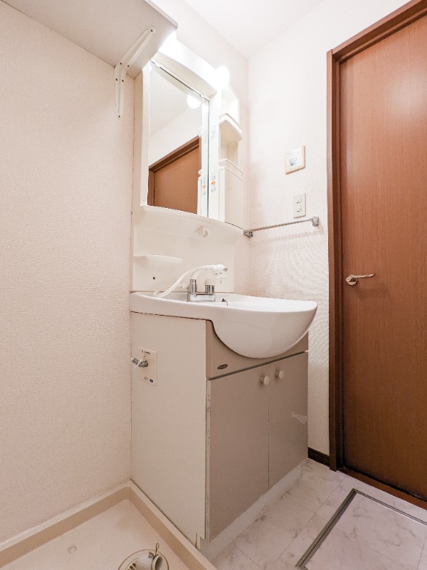 洗面設備　図面と現状に相違がある場合には現状を優先