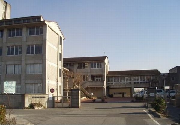 中学校　東金東中学校（中学校）まで1700m