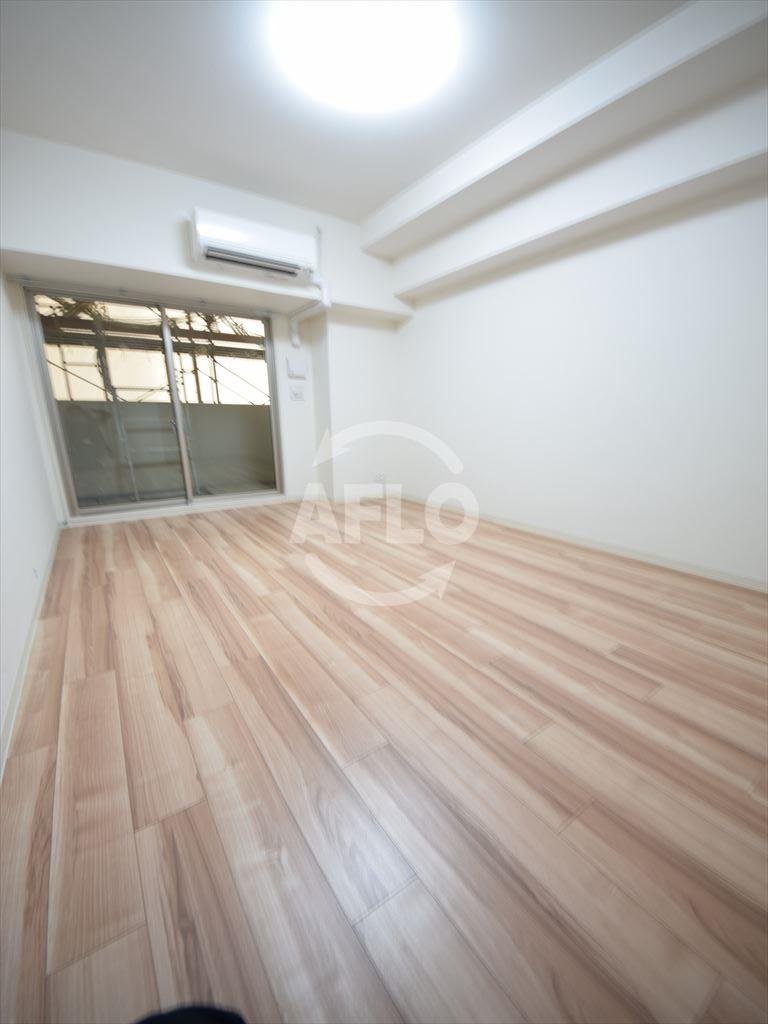 居室・リビング　セイル淀屋橋　リビング