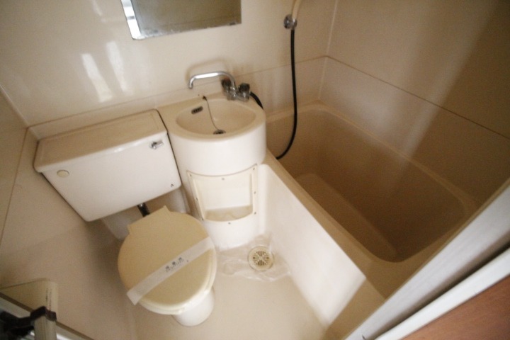 バス・シャワールーム　※他部屋写真使用