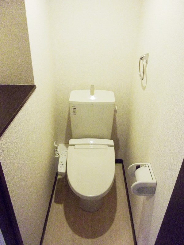 トイレ　同等タイプのイメージ写真です。