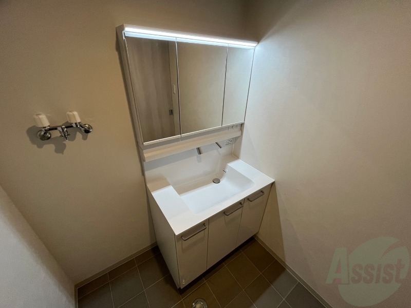 洗面設備　シャンプードレッサーで身支度もラクラクです！