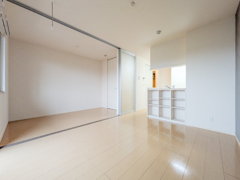 居室・リビング　図面と現状に相違がある場合には現状を優先