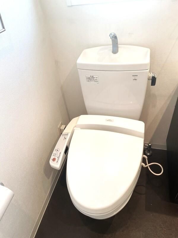 トイレ　別部屋参考写真