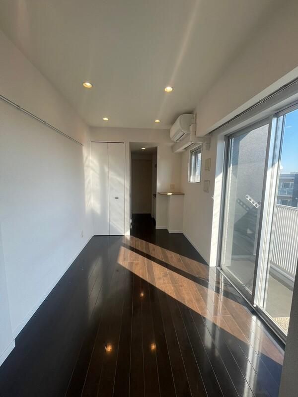 居室・リビング　※別部屋参考写真