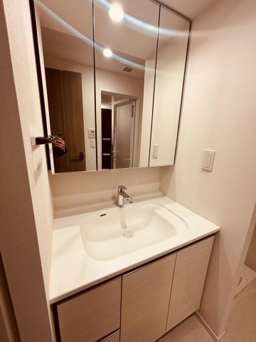 洗面設備　＊同間取り別部屋参照