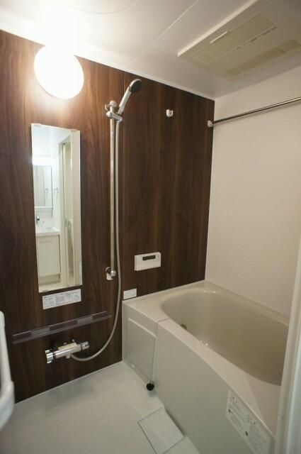 バス・シャワールーム　※別部屋参考写真