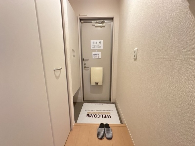 玄関　図面と現状に相違がある場合には現状を優先