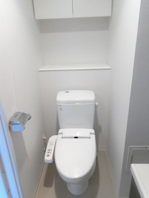 トイレ　洗浄便座付トイレ