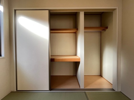 収納　※別部屋の写真です