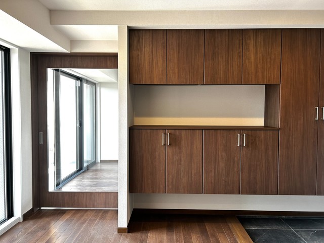 玄関　※写真は同タイプ住戸です。