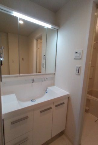 洗面設備　☆嬉しい独立洗面台☆