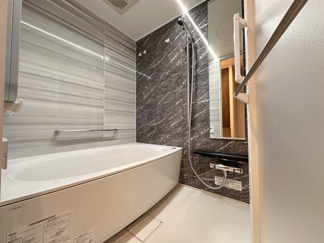 バス・シャワールーム　同一タイプです。