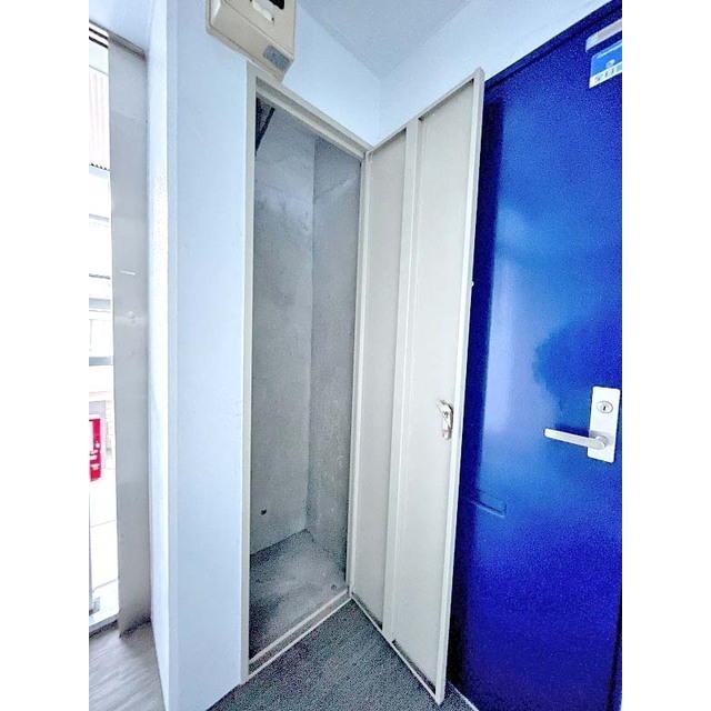 その他設備　玄関横スペース物置として利用可！