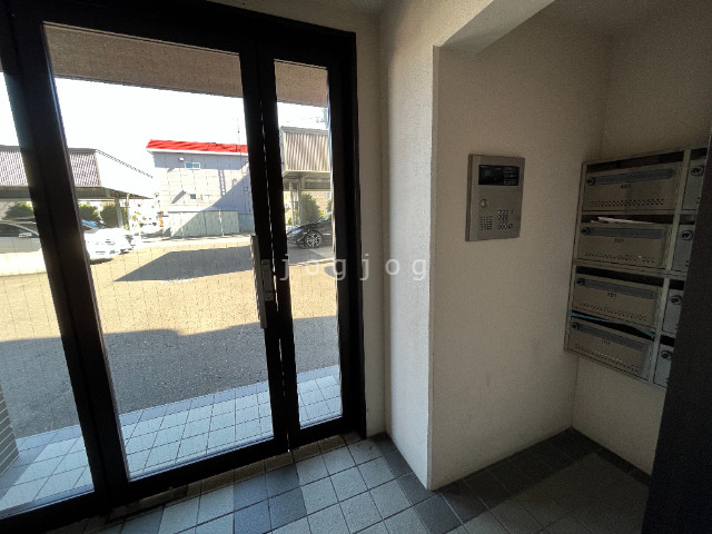 エントランス　オートロック