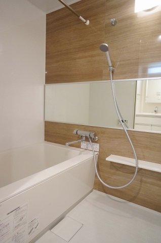 バス・シャワールーム　同シリーズの写真になります。