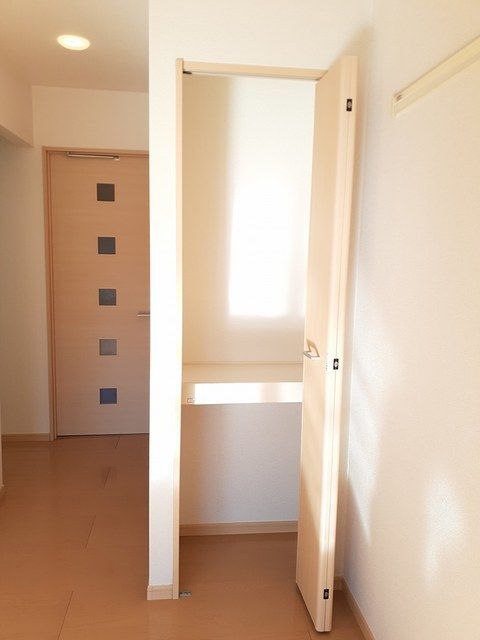 収納　清潔感のあるお部屋です。