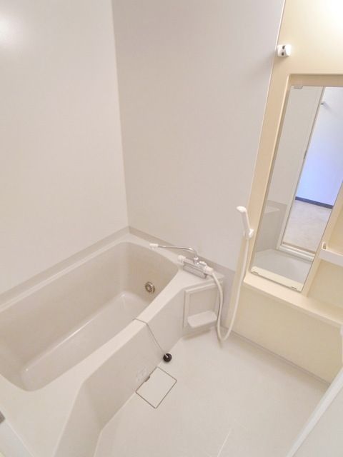 バス・シャワールーム　☆追い焚き付きのお風呂☆