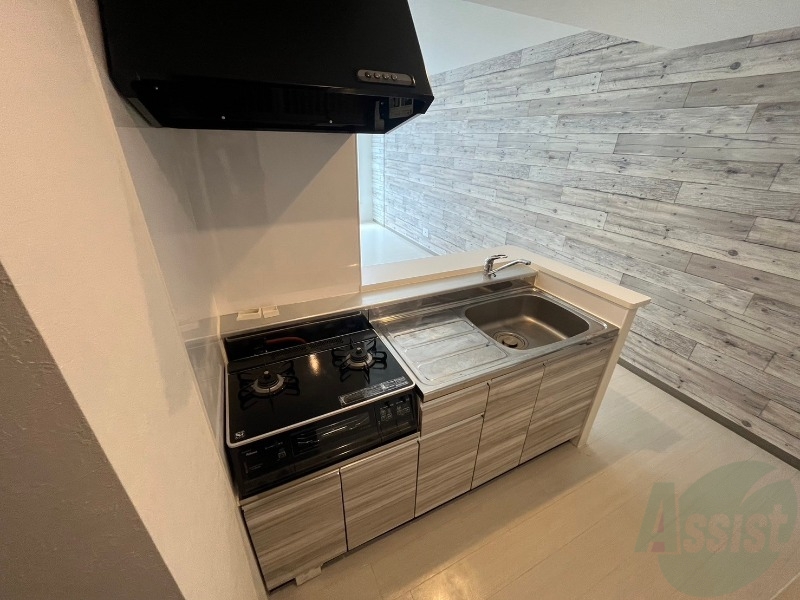 キッチン　キッチンです。一人暮らしなら十分な大きさですね。