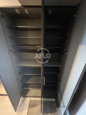 収納　ブエナビスタ大手通　シューズボックス