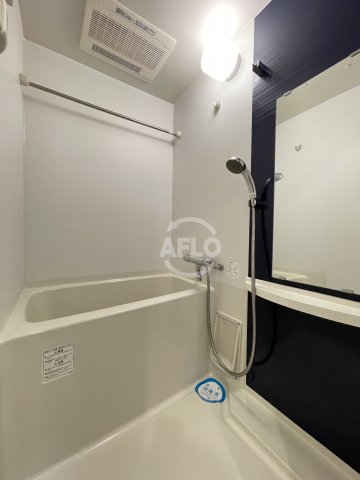 バス・シャワールーム　エスリード弁天町パークプレイス　風呂