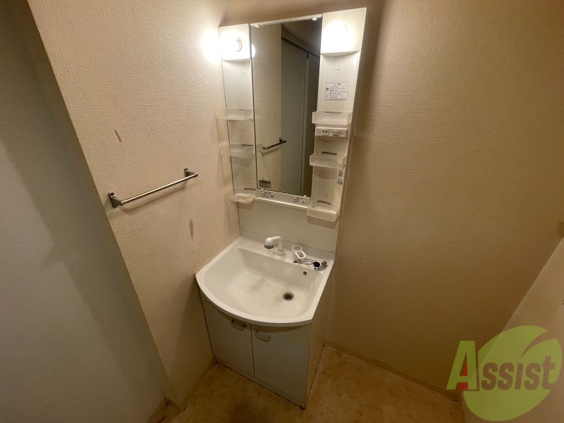 洗面設備　シャンプードレッサーで身支度もラクラクです！