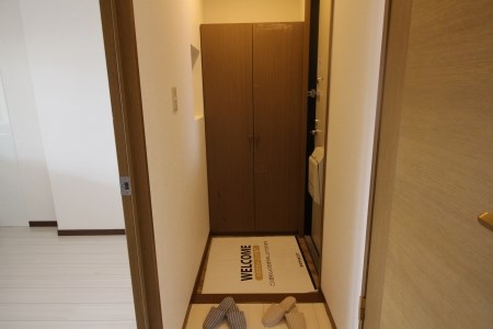 玄関　福岡の賃貸ならトーマスリビング原田店へ