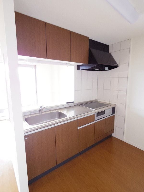 キッチン　※別号室写真※