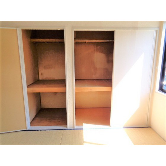 収納　※写真は１Ｆの部屋のものです