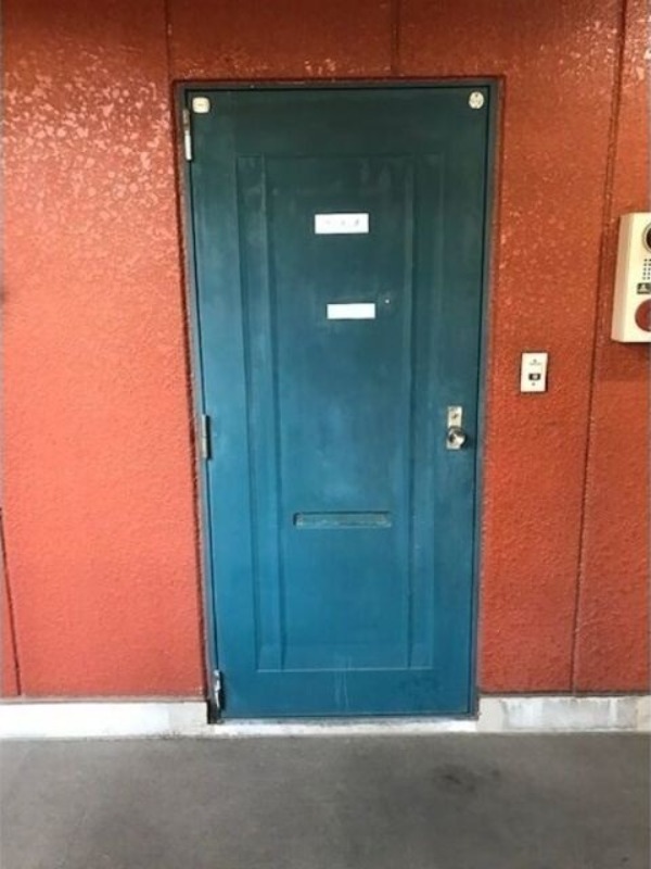 玄関　図面と現状に相違がある場合には現状を優先