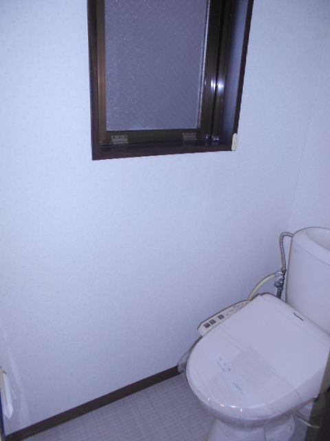 トイレ　別のお部屋の写真です