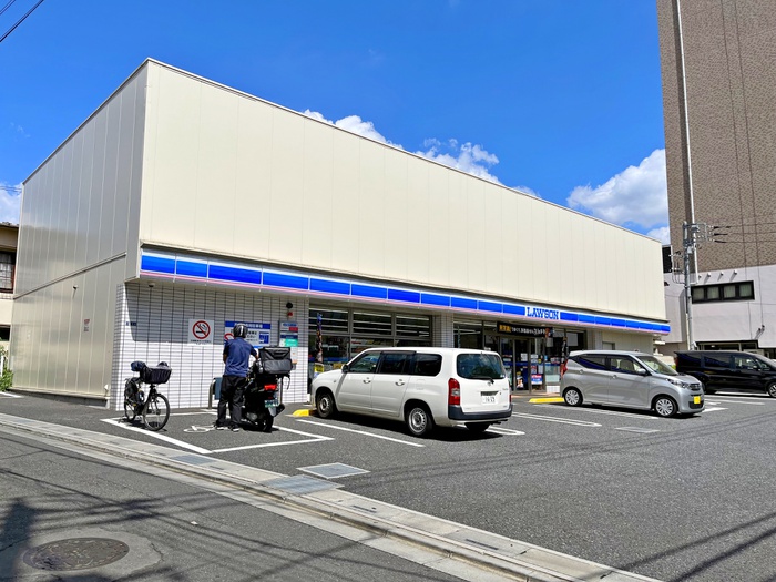 コンビニ　ローソン　上十条5丁目（コンビニ）まで138m