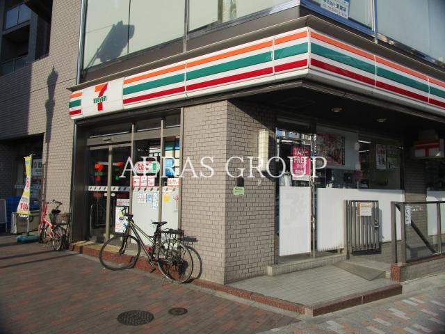 コンビニ　セブンイレブン渋谷広尾5丁目店（コンビニ）まで654m