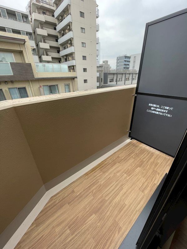 バルコニー　バルコニー