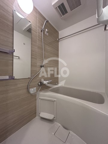 バス・シャワールーム　CASA REGULUS新大阪北　浴室